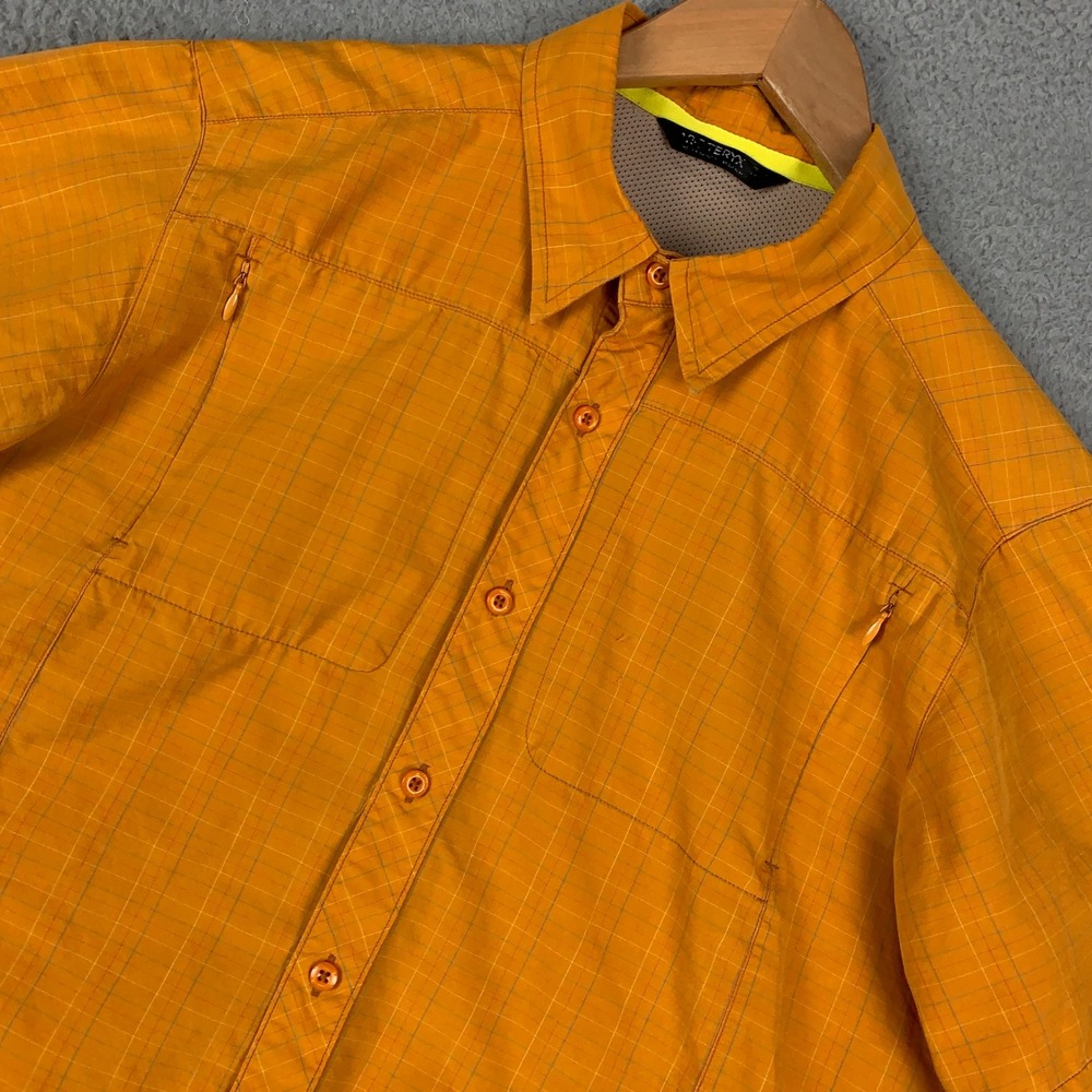 Arc'teryx Shirt Men's Large Orange Plaid Short Sleeve Hiking Outdoor Button Down